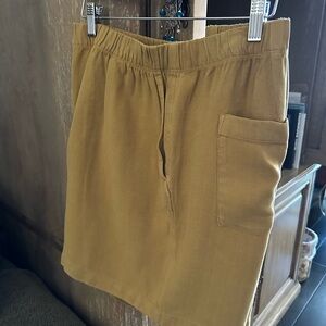 J. JILL 7” Inseam MUSTARD Color “XL” Elastic Waist NWT Hip/Back Pockets